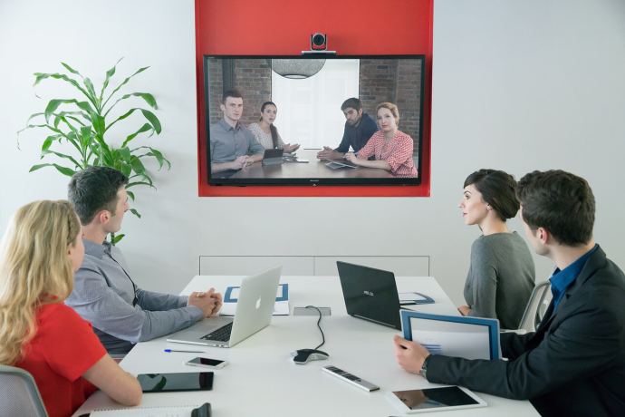 Polycom RealPresence Group 500 — универсальная система видеоконференцсвязи