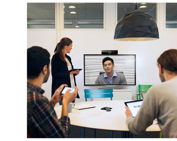 Polycom RealPresence Debut — система для видеоконференции корпоративного уровня "все в одном"