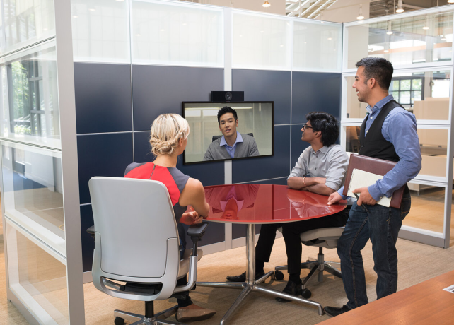 Polycom RealPresence Debut — система для видеоконференции корпоративного уровня "все в одном"