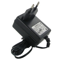 Yealink 5VDC 1.2A — блок питания для IP-телефонов
