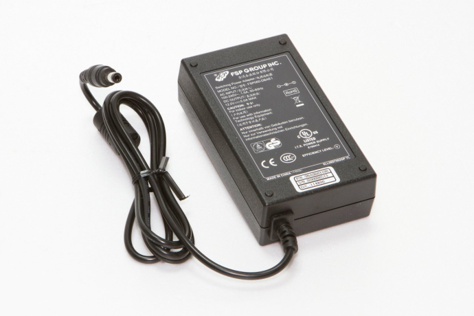 Polycom External Power Supply for the RealPresence Group 300, 310, 500 — блок питания для кодеков RealPresence Group 300, 310 и 500